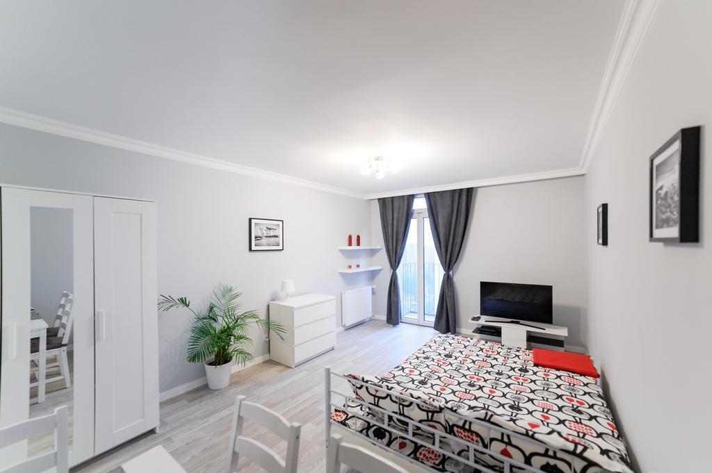 Apartament Grojecka Korotynskiego Διαμέρισμα Βαρσοβία Δωμάτιο φωτογραφία
